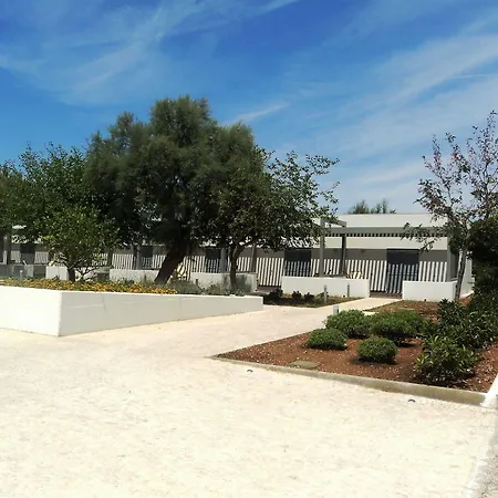 Baia Sangiorgio & Club Ξενοδοχείο 4*