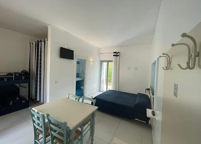 Baia Sangiorgio & Club בארי