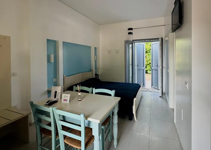 Baia Sangiorgio & Club מלון 4*