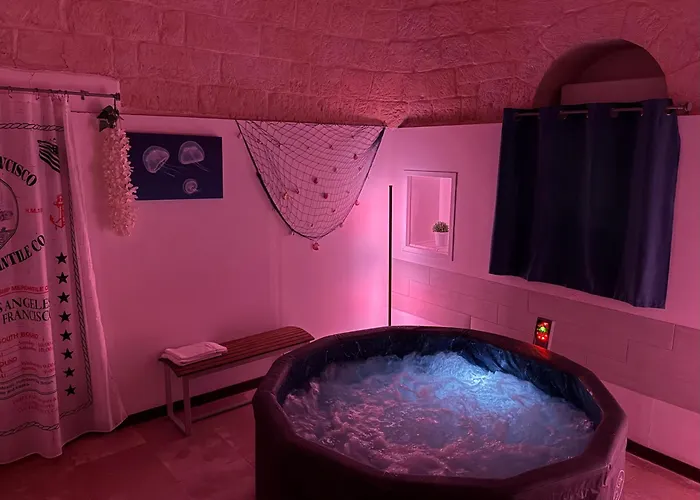 מלון Baia Sangiorgio & Club 4*